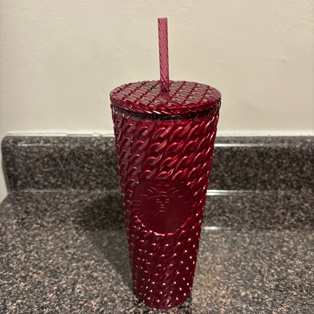 NWT Starbucks limited 2024 Holiday Red Chainlink Tumbler 24oz Maroon Magenta